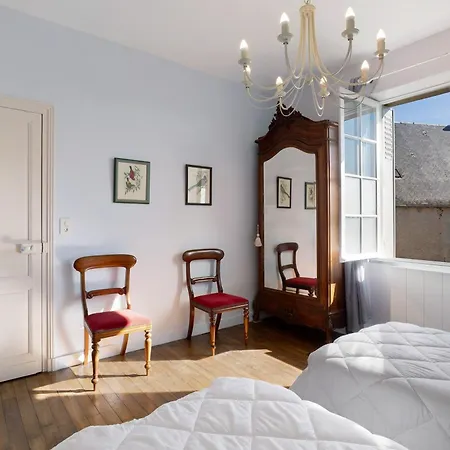Maison Les Glycines Hébergement de vacances Rouffignac-Saint-Cernin-de-Reilhac