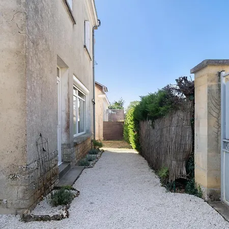 Hébergement de vacances Maison Les Glycines Rouffignac-Saint-Cernin-de-Reilhac